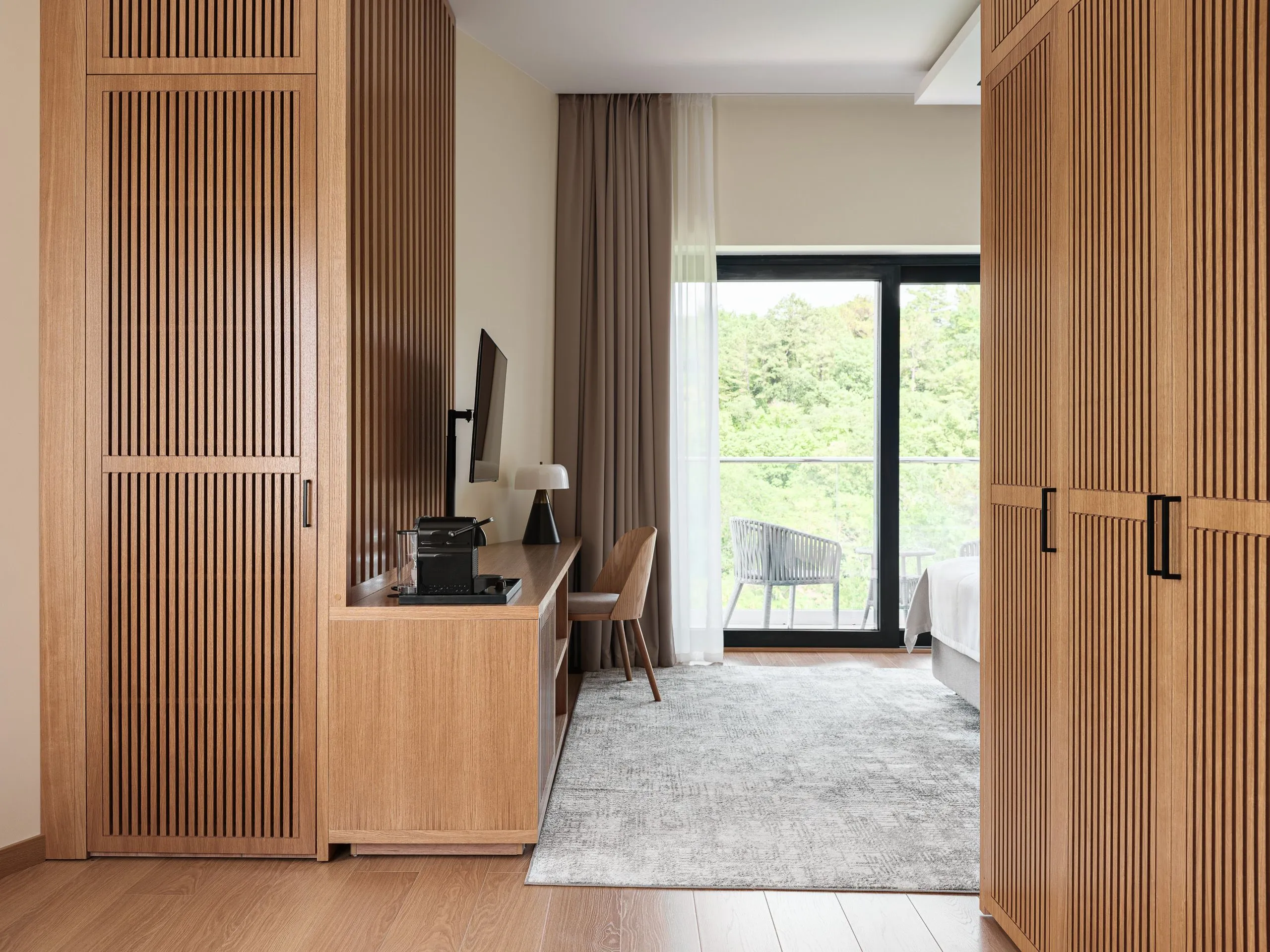 Где найти доступные пляжи и занятия на побережье